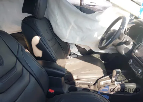 2024 Nissan Versa 1.6 Sr z USA, uszkodzony, nr VIN 3N1CN8FV9RL849773